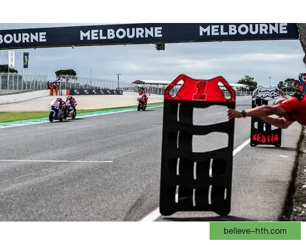 MotoGP赛季激烈竞争升级 车手们争夺世界冠军荣耀赛事前瞻
