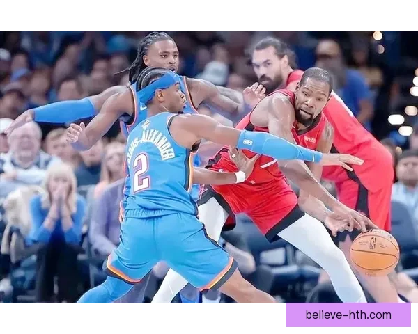 全新赛季开幕 各大球队竞争激烈 新星崭露头角 球迷期待热血对决